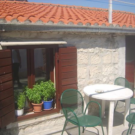 Rooms Roso تروغير المظهر الخارجي الصورة
