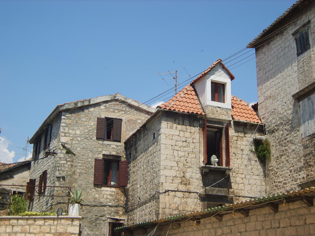 Rooms Roso تروغير المظهر الخارجي الصورة