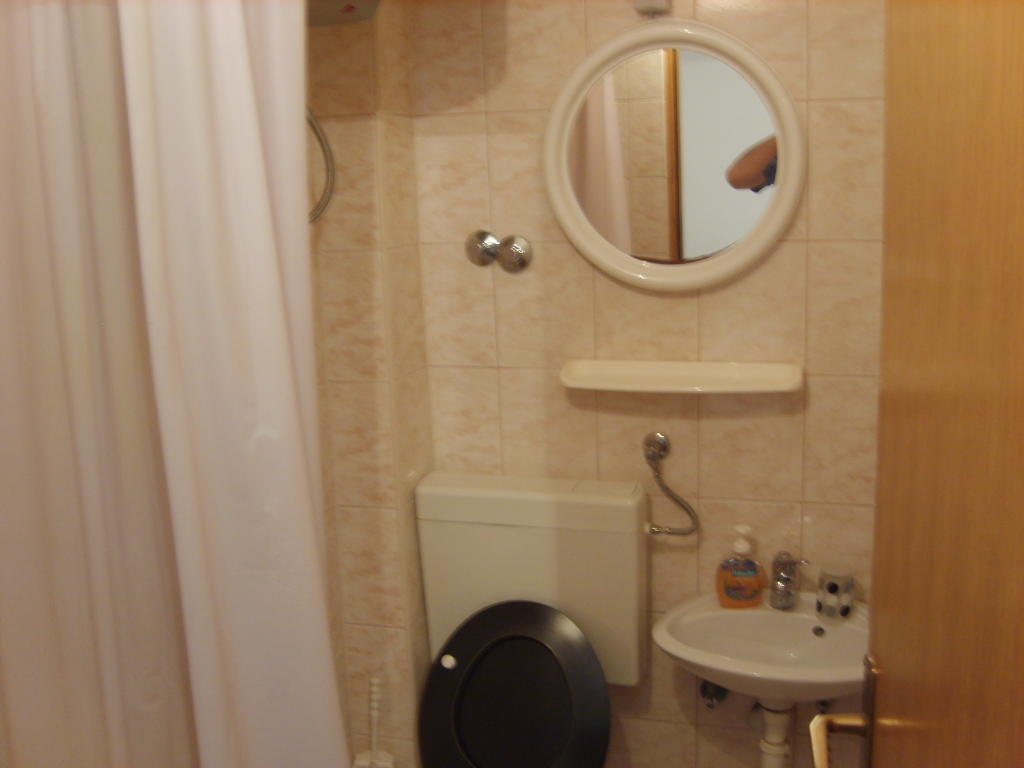 Rooms Roso تروغير الغرفة الصورة