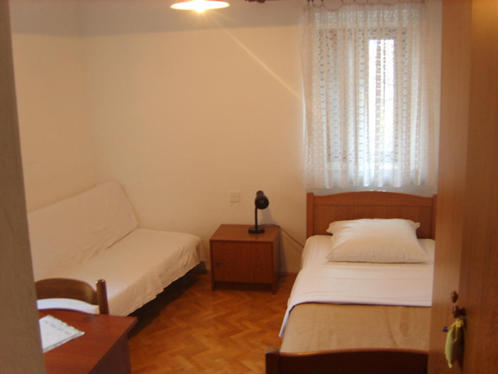 Rooms Roso تروغير المظهر الخارجي الصورة